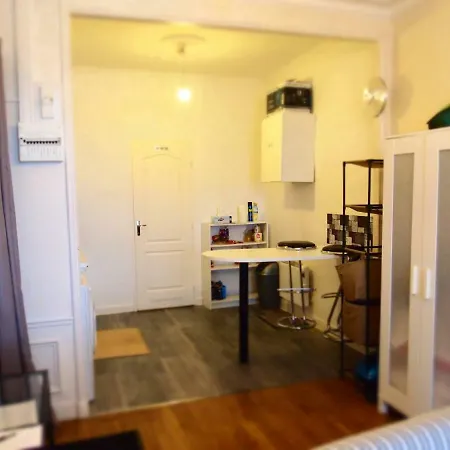 Studio Charmant Proche Disney Daire